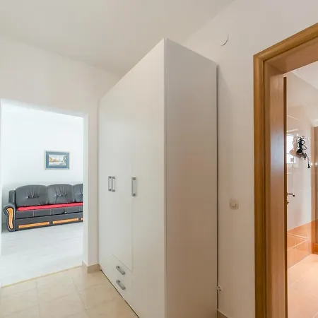 Brekalo Apartamento *