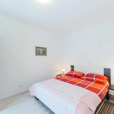 Brekalo Apartamento